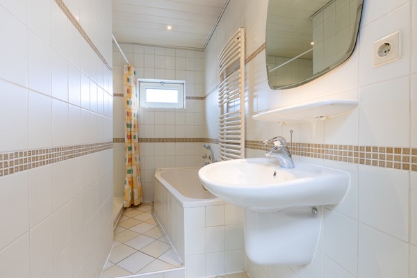Medium property photo - Emmastraat 98, 4701 GH Roosendaal